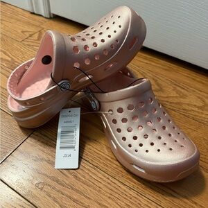 Joybees Kids Pink Rose Gold shimmer Clog shoes size J3/J4